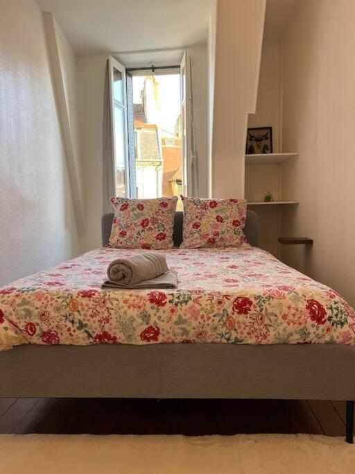 Le Comte Est Bon, Quartier Antiquaires Apartman Dijon Kültér fotó