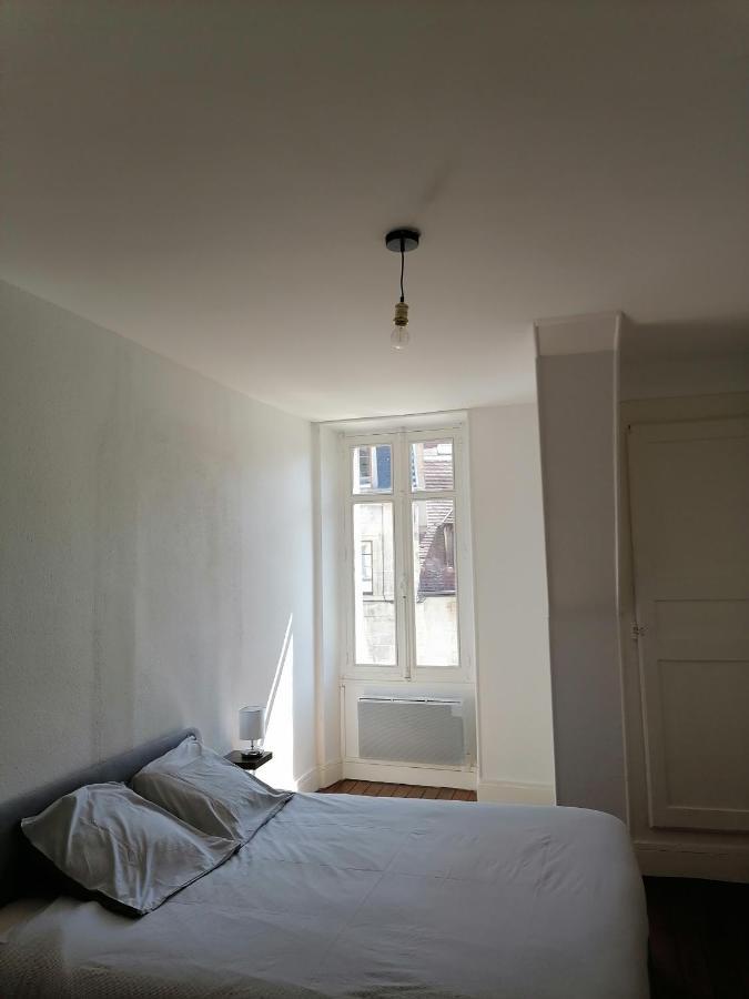 Le Comte Est Bon, Quartier Antiquaires Apartman Dijon Kültér fotó